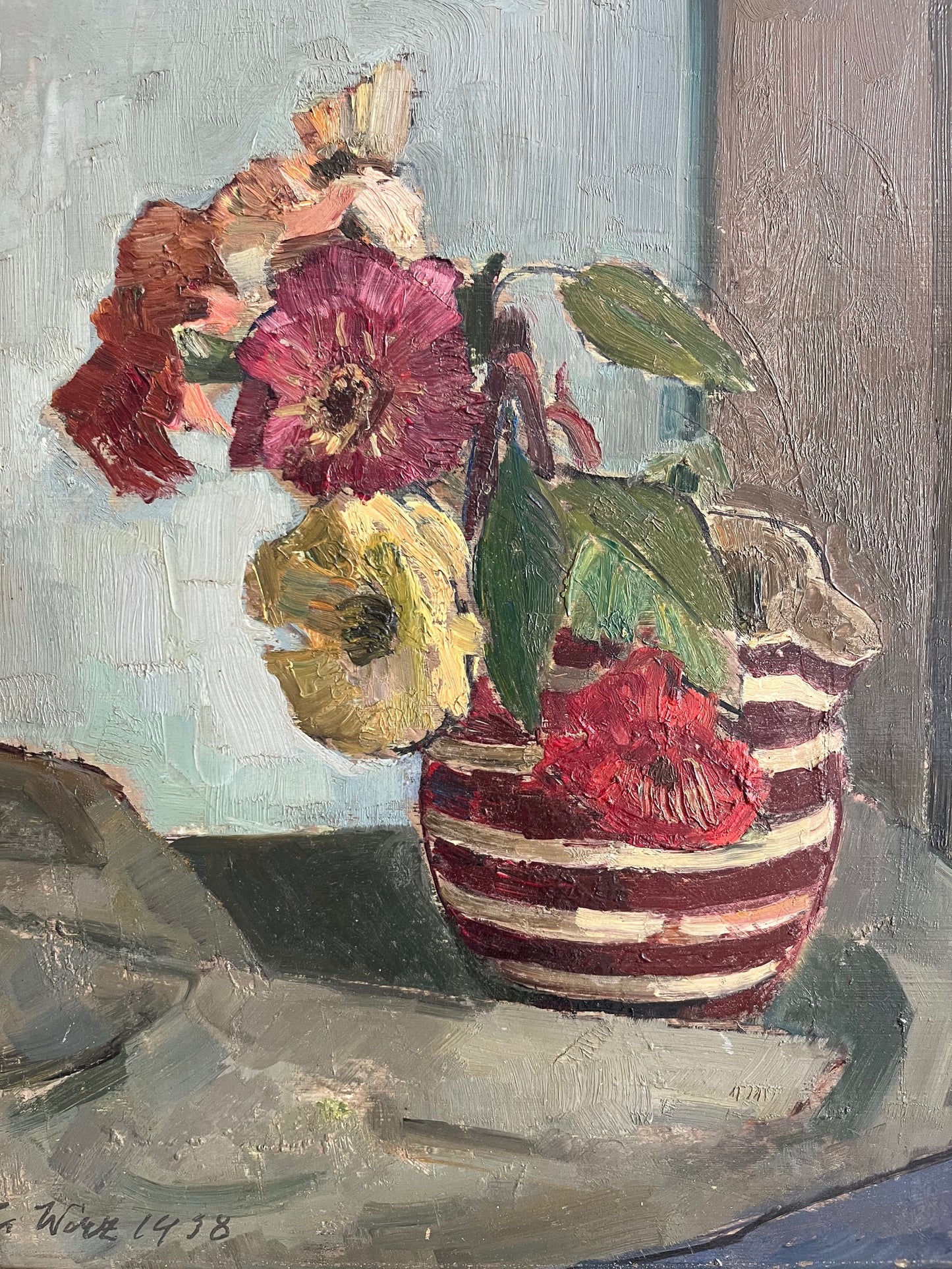 Jug with stripes